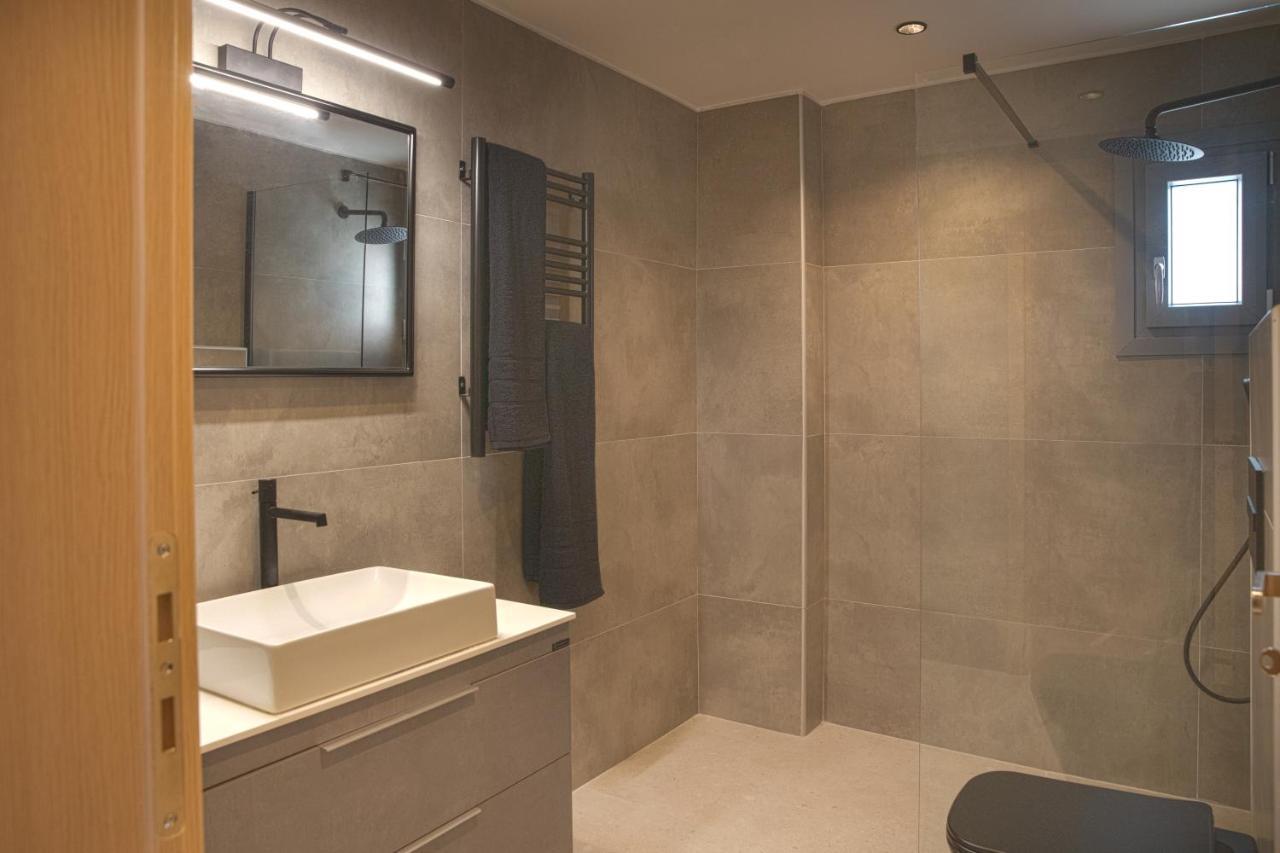 Philippos & Alexandros Apartments ตีกากี ภายนอก รูปภาพ